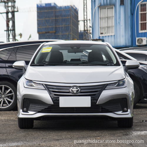 New cars Toyota asian dragon high speed electric cars 2.0L 2.5L gasoline Oil-electric hybrid automobile for adult